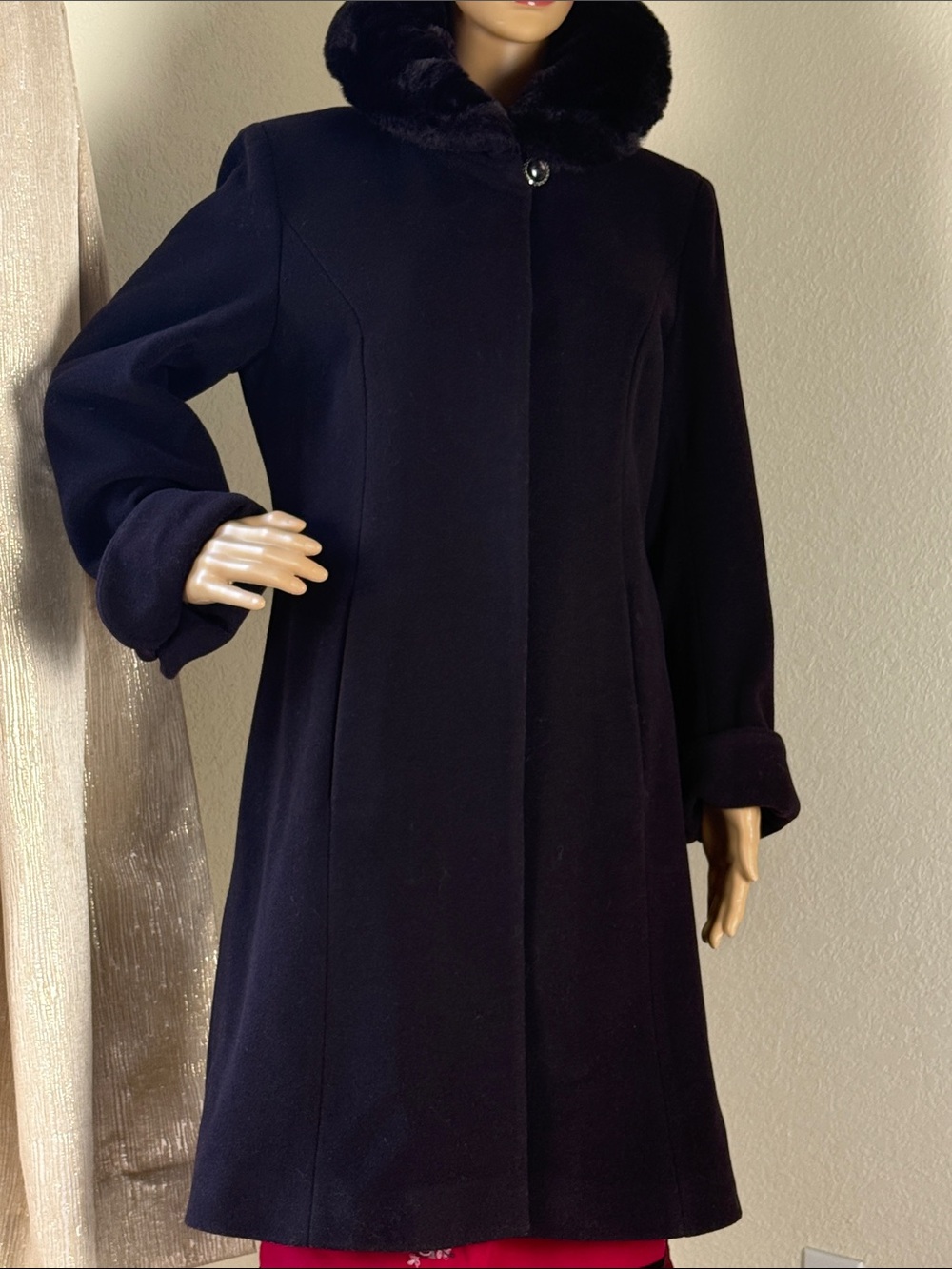 Classic Eggplant Color Wool Coat with Faux Fur Collar